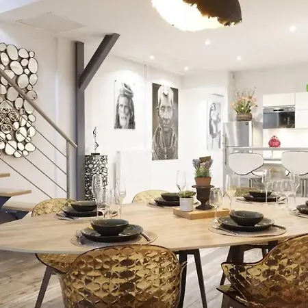 Reims Centre : Appartement Lumineux Et Atypique 46, Place D'Erlon Exterior foto