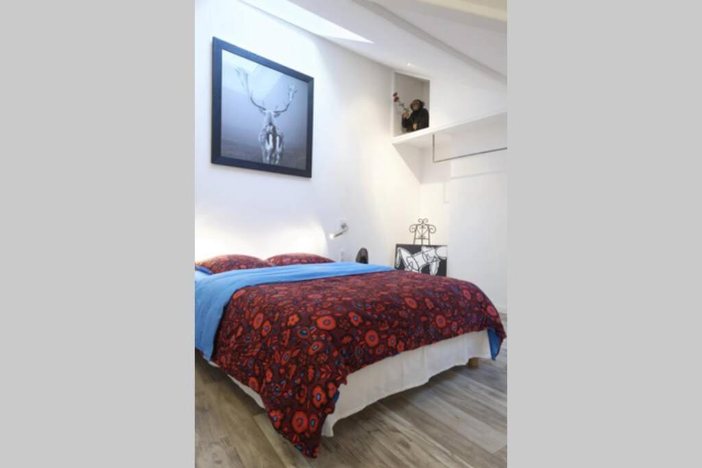 Apartamento Centre : Lumineux Et Atypique 46, Place D'erlon Reims
